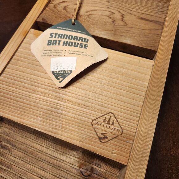 New Welliver Outdoors Single Chamber 100% Cedar Mountable Bat House Grooved - Picture 2 of 8